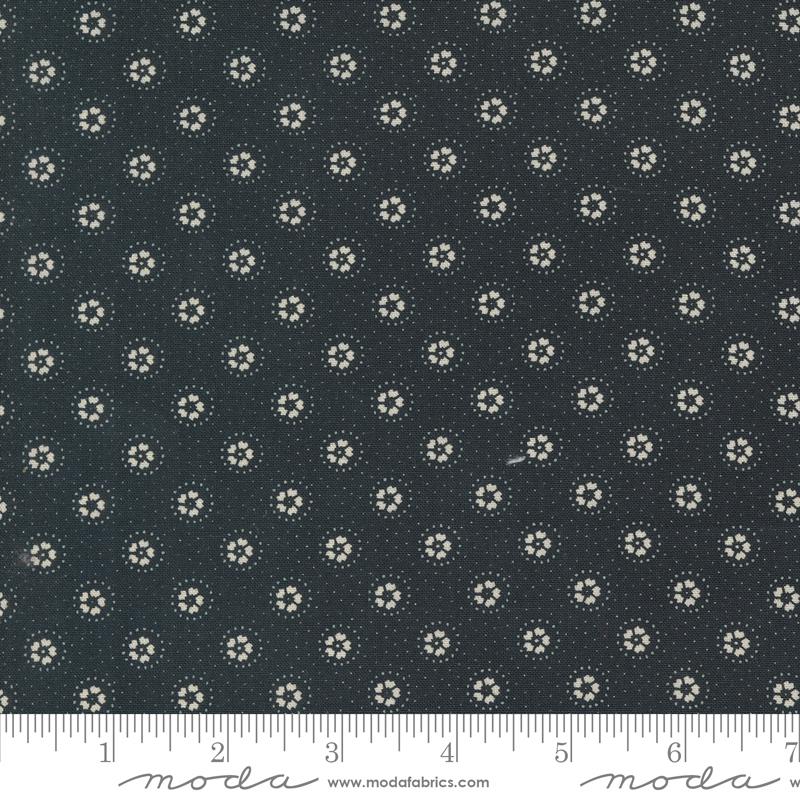Blackbirds Nest - Daisies and Dots, Black - 9752-19