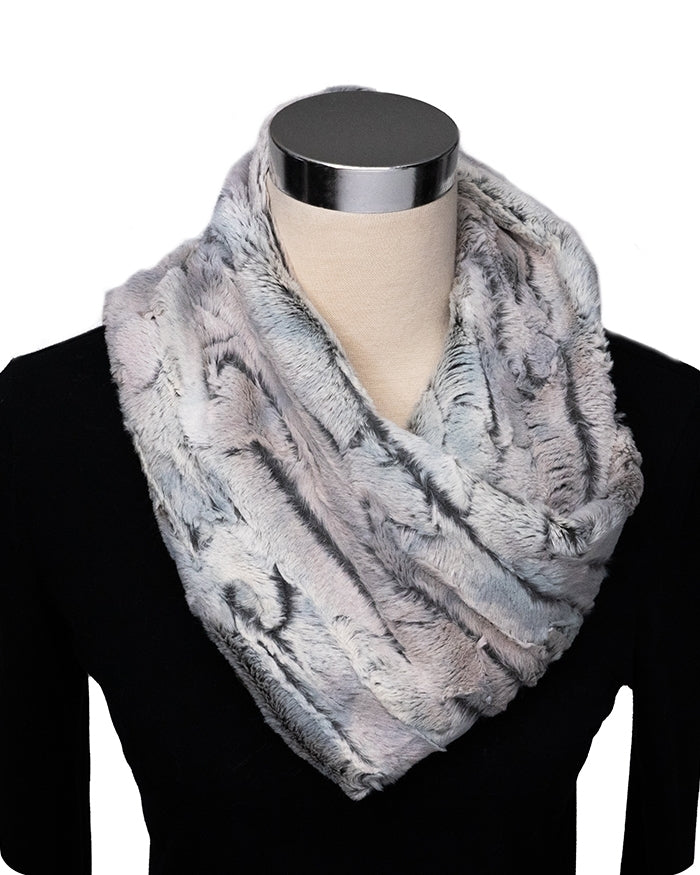 Kit 1209C - Infinity Scarf Cuddle Kit - Silver Fox