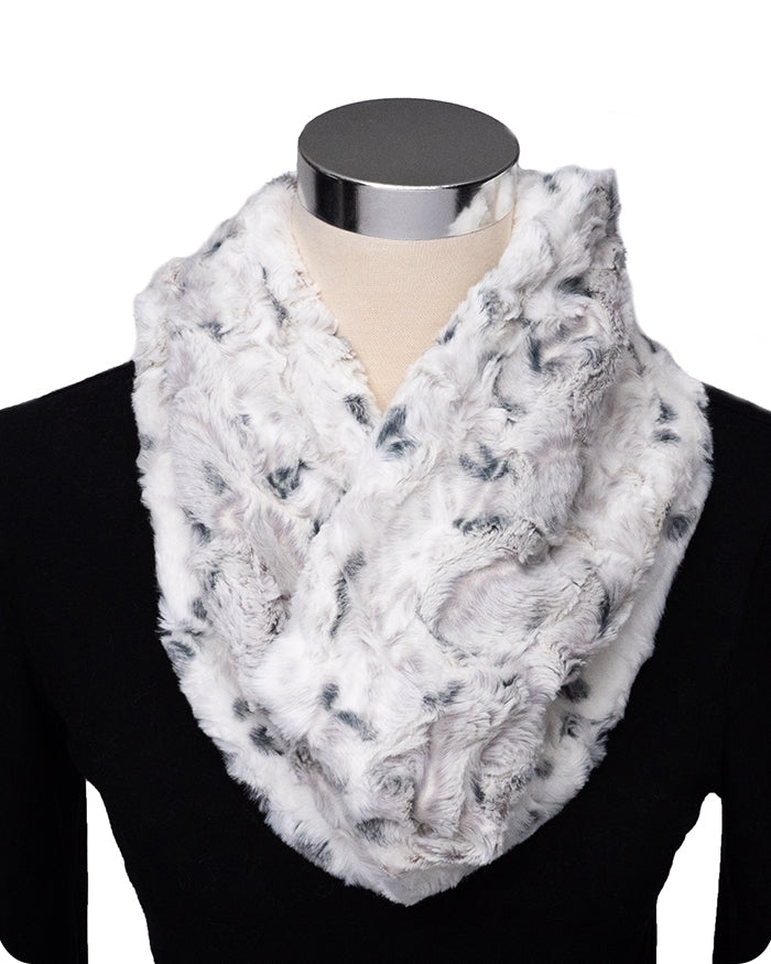 Kit 1209D - Infinity Scarf Cuddle Kit - Snowy Owl, Alloy
