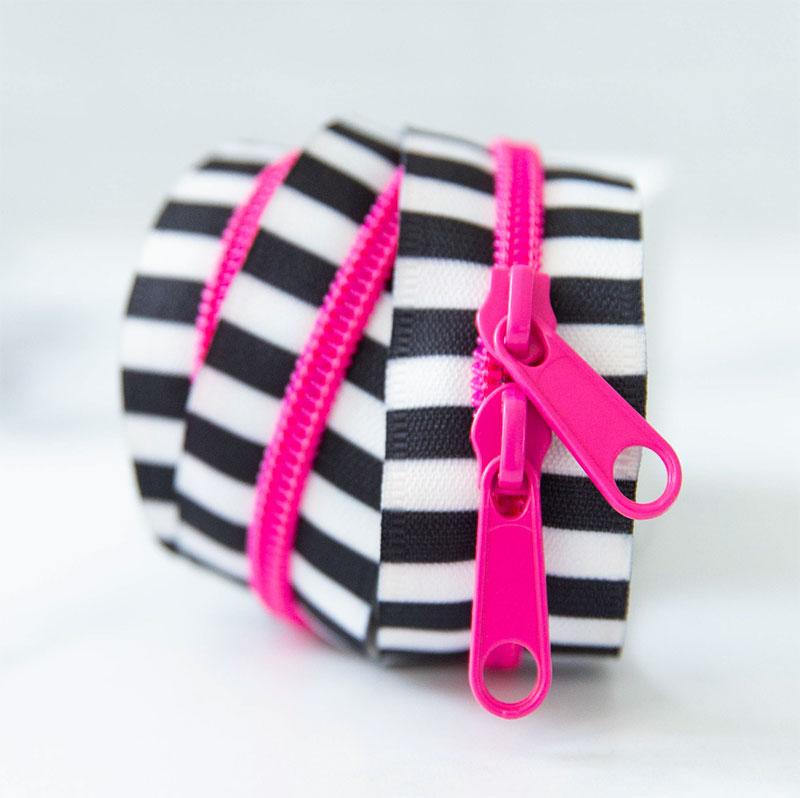 Black & White 30" Zipper - Neon Pink Zipper Teeth