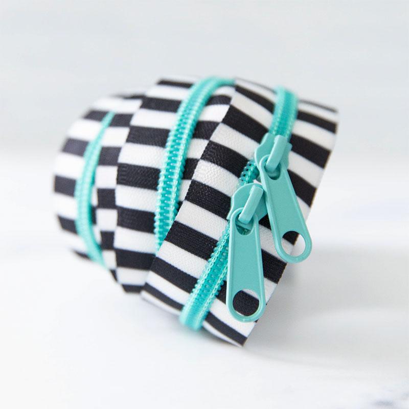 Black & White 30" Zipper - Caribbean Zipper Teeth
