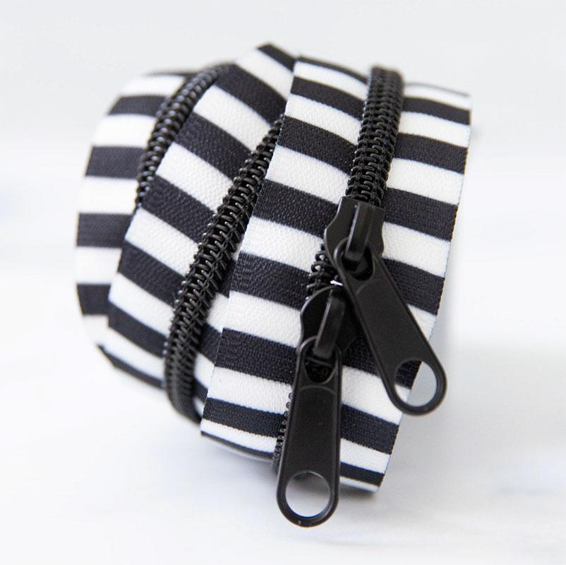 Black & White 30" Zipper - Black Zipper Teeth