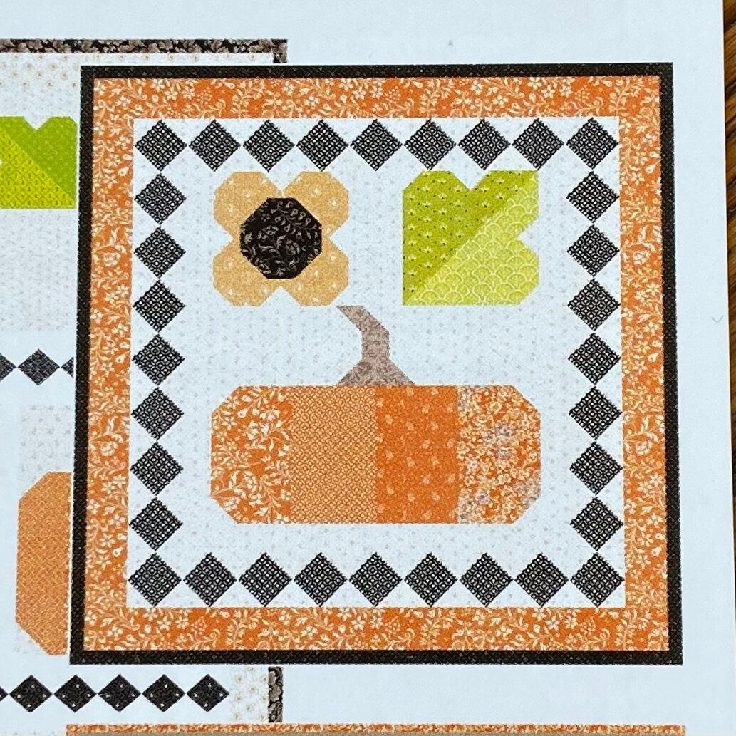 Kit 1172 - Fairytale Pumpkins Mini Quilt