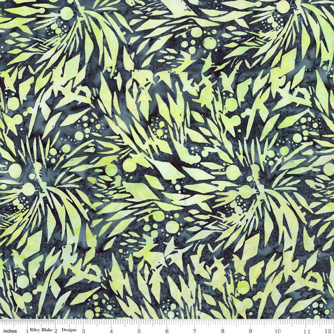 Batiks Splatter - City Lites, Green - BT23390-303 - Expressions Batiks