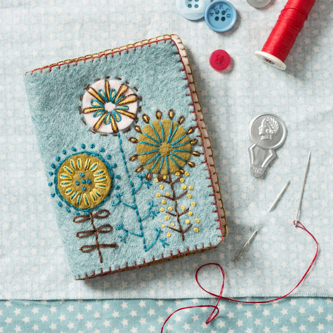 Kit # 8044H - Embroidery Needle Case