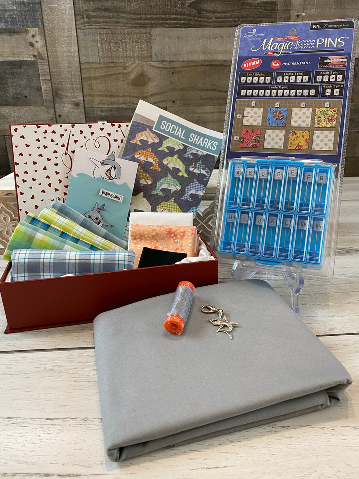Shark Week - Project / Gift Box