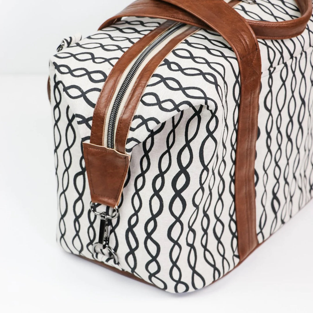 Casey - Vintage Inspired Travel Duffle Pattern