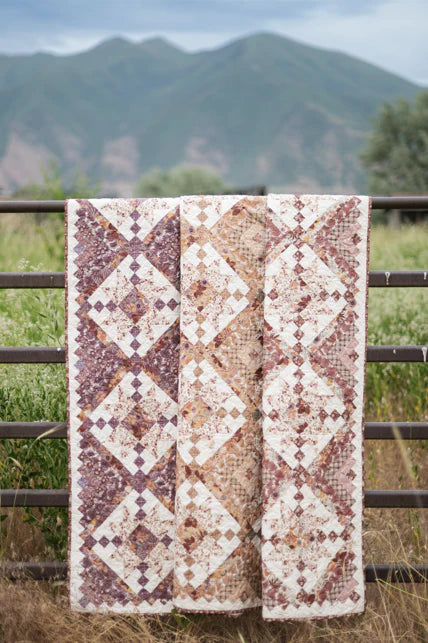 Kit 1267 - Evening on the Prairie Laura's Log Cabin Quilt Kit