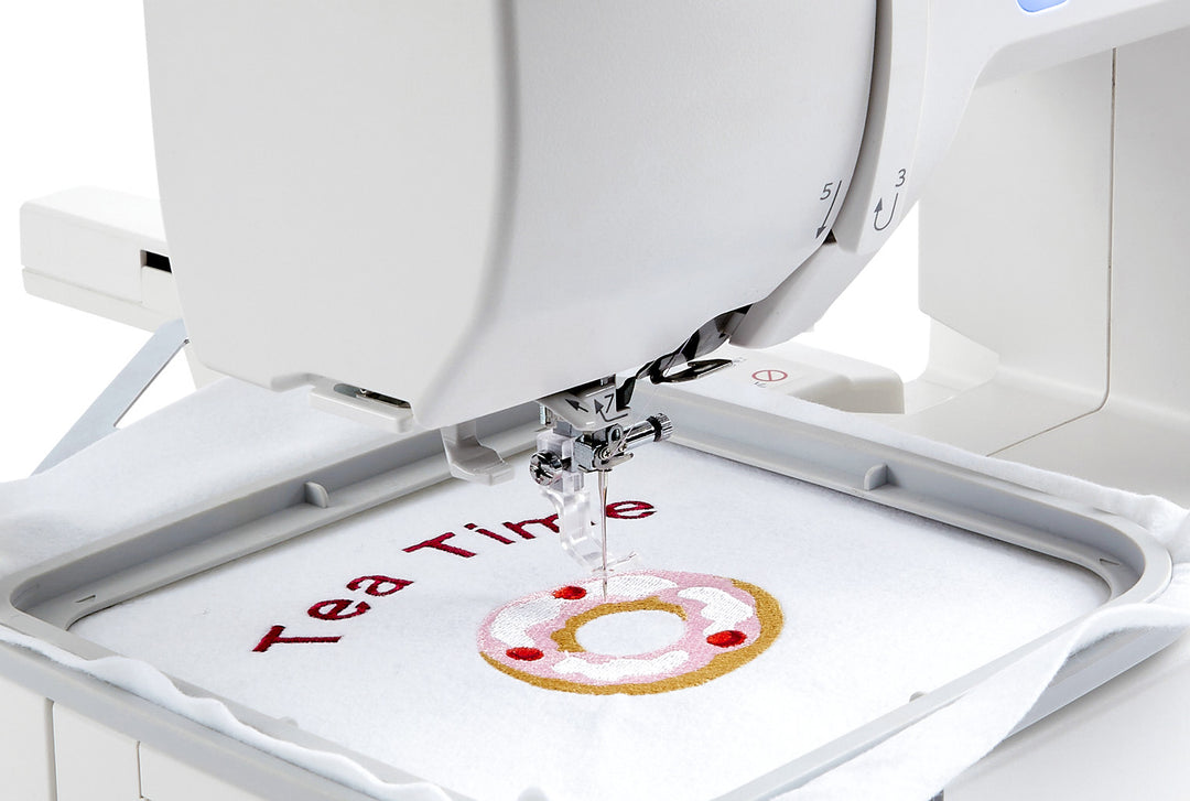 Janome MC1000 - Sewing Machine and Embroidery Combo