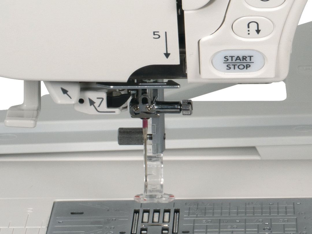 Janome Memory Craft 9850 - Sewing and Embroidery Combo