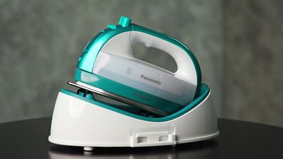 Panasonic Cordless Steam Iron 360 Freestyle - Teal