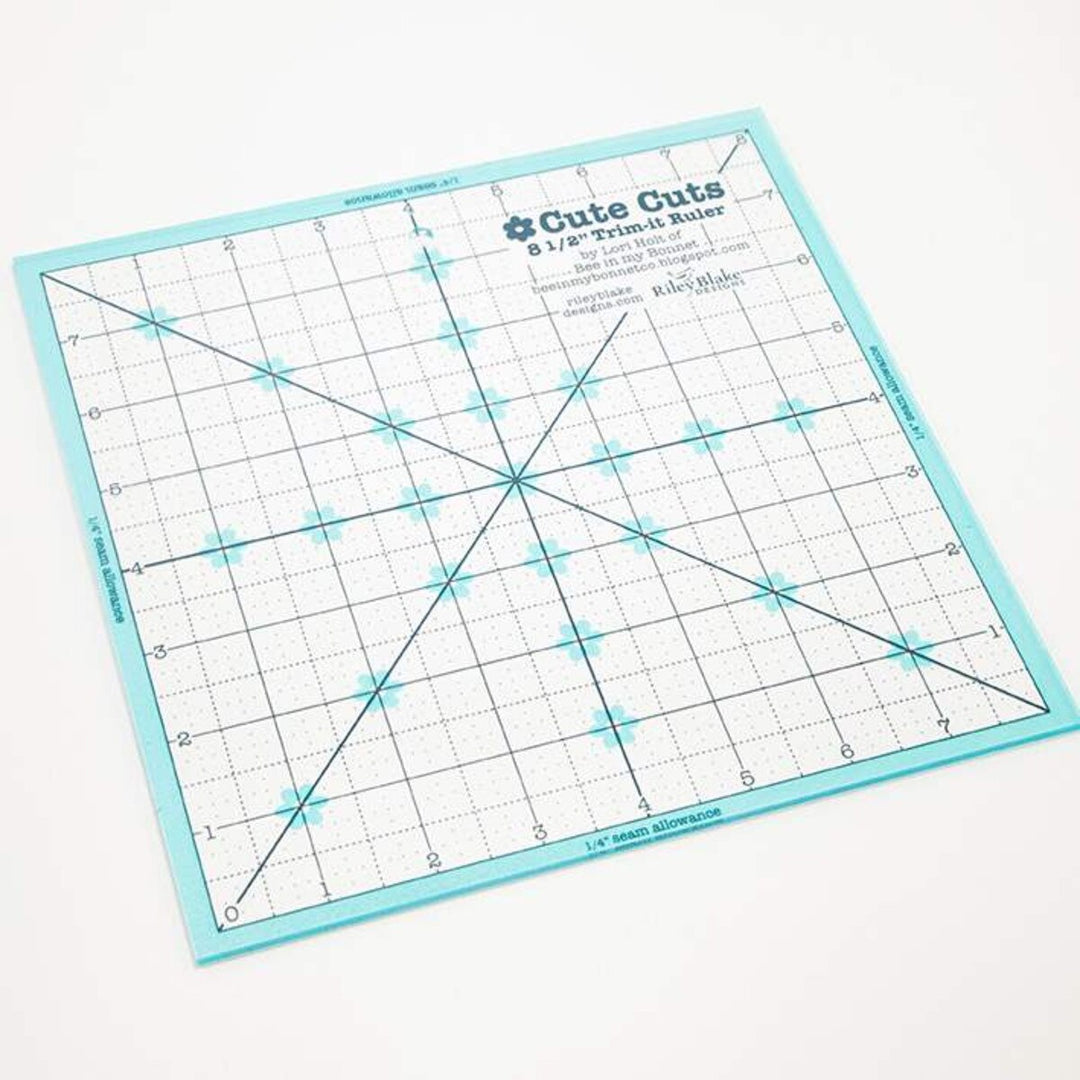 Lori Holt Cute Cuts - Trim it Rulers - 8 1/2" Square