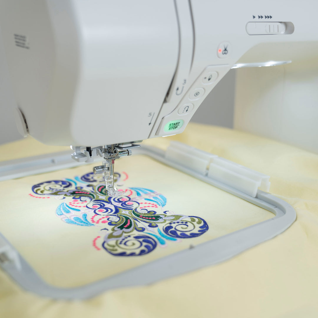 Janome Memory Craft 9850 - Sewing and Embroidery Combo