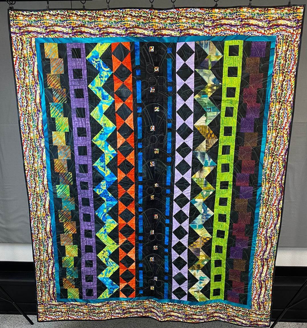 Finished Quilt - Colorful ZigZag