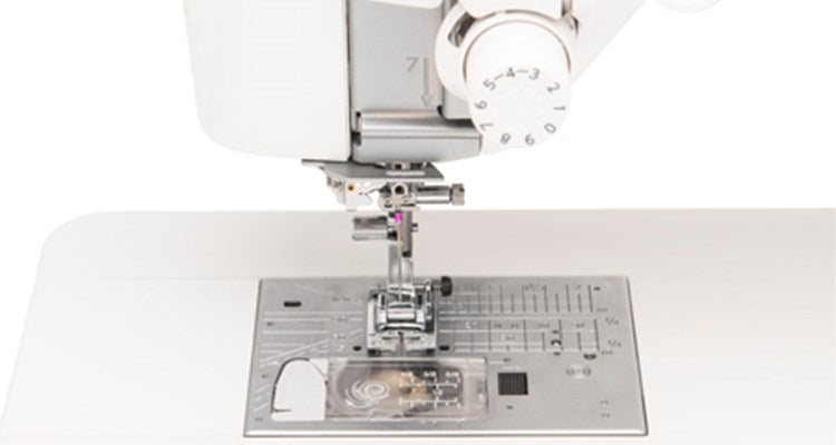 Janome Memory Craft 6700P
