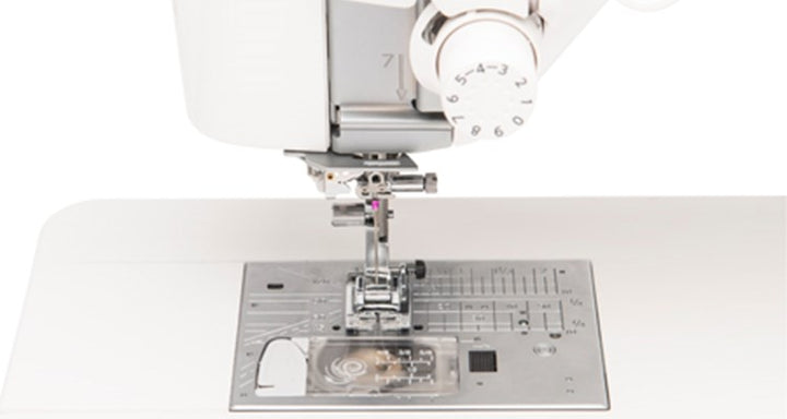 Janome Memory Craft 6700P