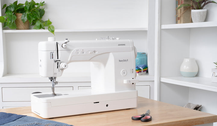 Janome HD8
