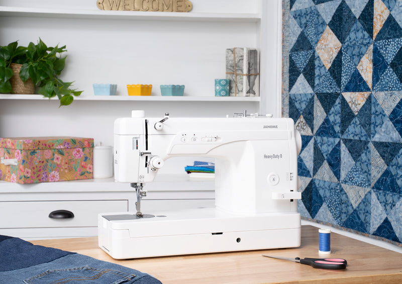 Janome HD8