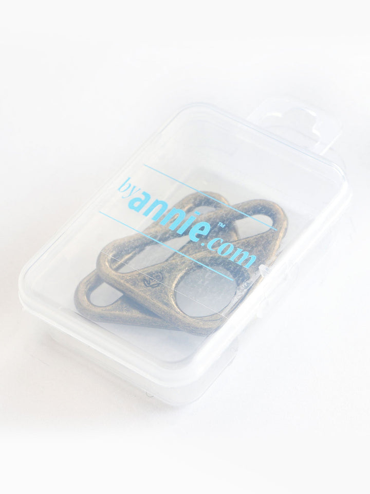 1" Triangle Rings  - package of 2