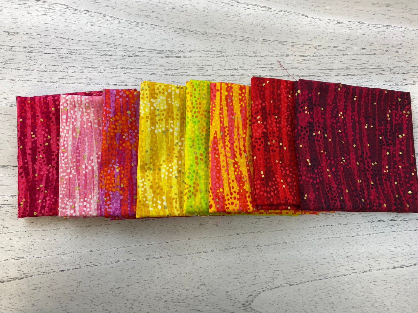 Dewdrop 8 Piece Fat Quarter Bundle - Spicy